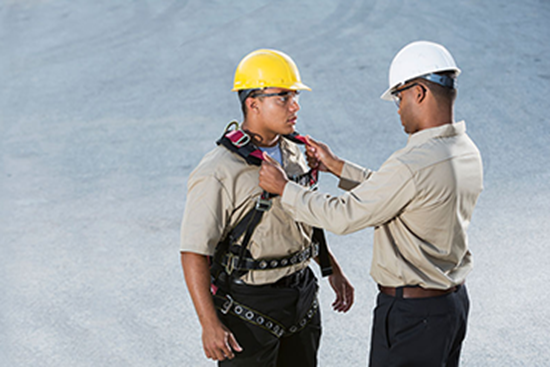 Bild von Personal Protective Equipment (PPE) Overview for Construction: Using and Maintaining PPE